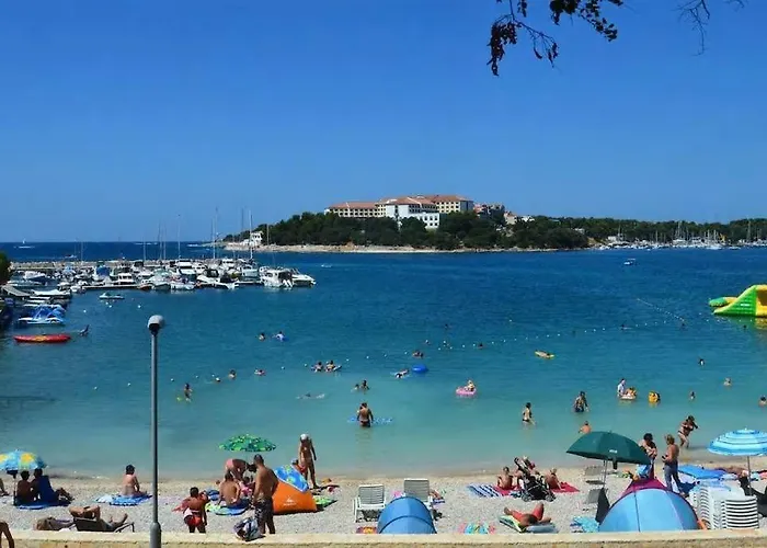 Διαμέρισμα Leona Πούλα