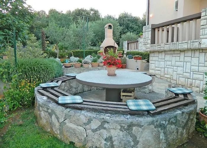 Διαμέρισμα Leona